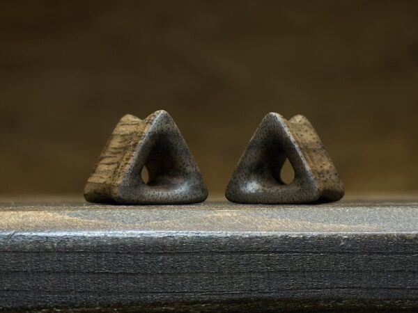 Tunnels Triangles